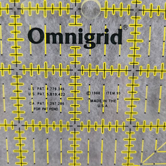 Vintage Omnigrid 9.5" x 9.5" Marking Square Ruler, new condition, quilting - Picture 2 of 5